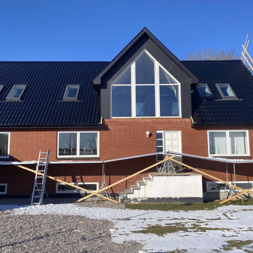 Tagrenovering Randers – renoveret tag på bolig med fokus på funktion og flot finish.