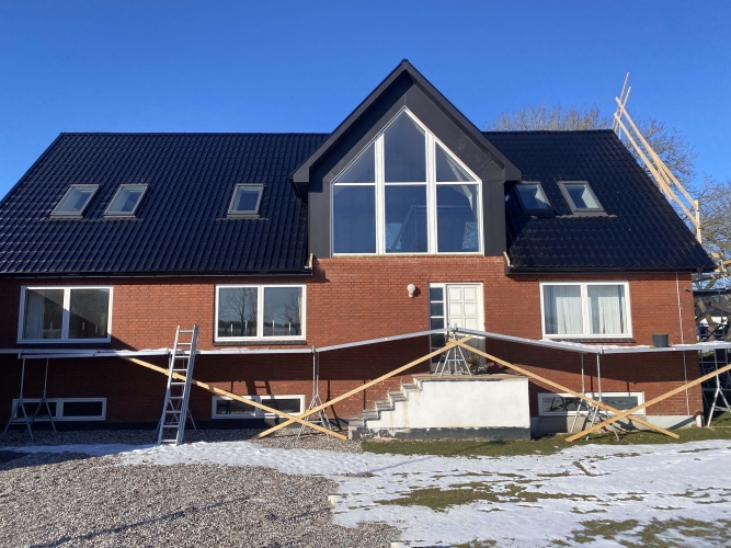 Tagrenovering Randers – renoveret tag på bolig med fokus på funktion og flot finish.